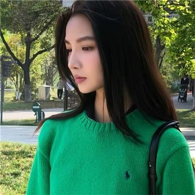 红色